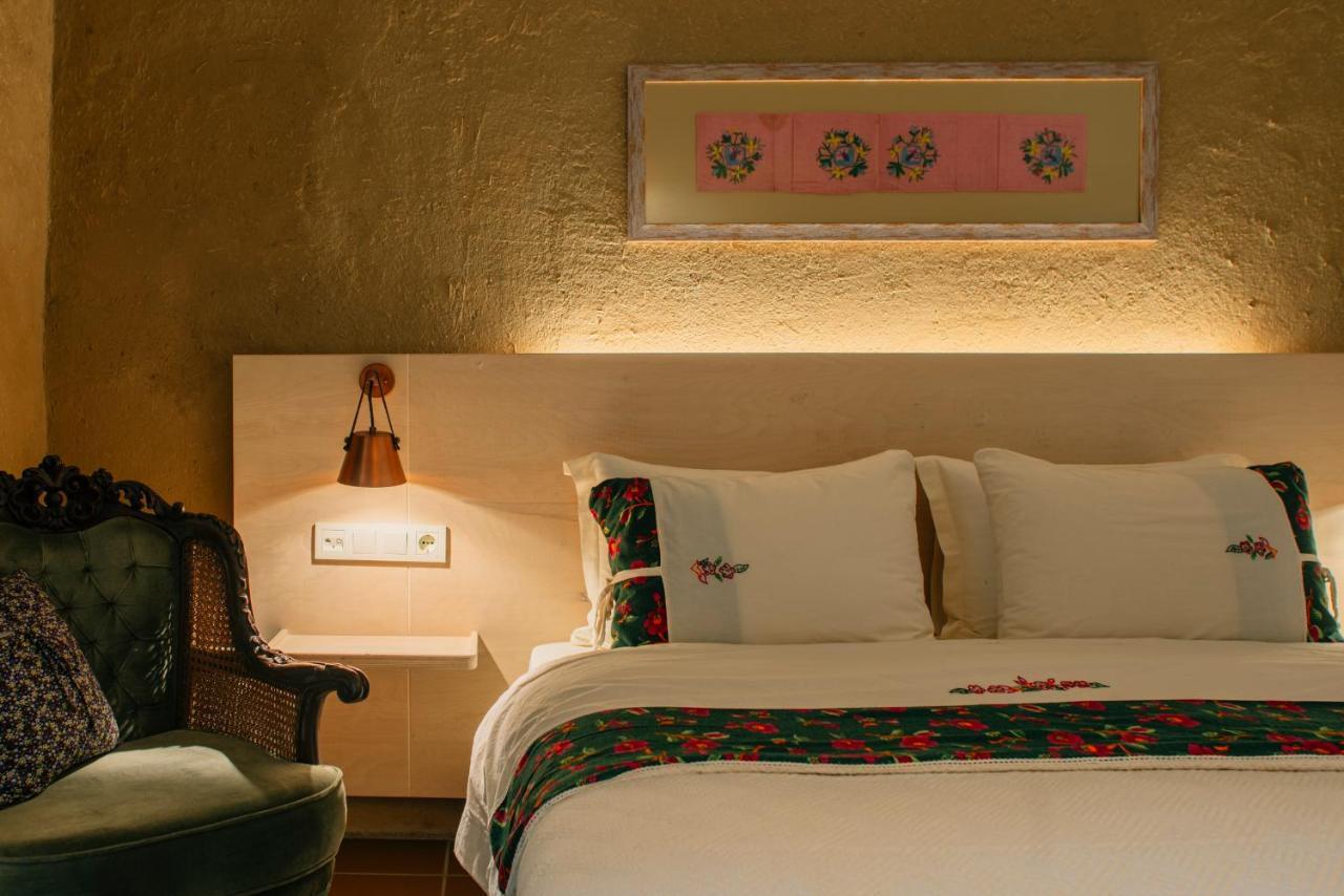 Manej Urla Hotel 3*
